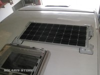 Panneau solaire monocristallin sur camping-car